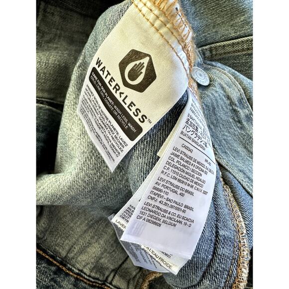 Levis Strauss and Co Premium Jean Jacket Unisex Small Denim Cotton Classic NWT - Picture 8 of 9